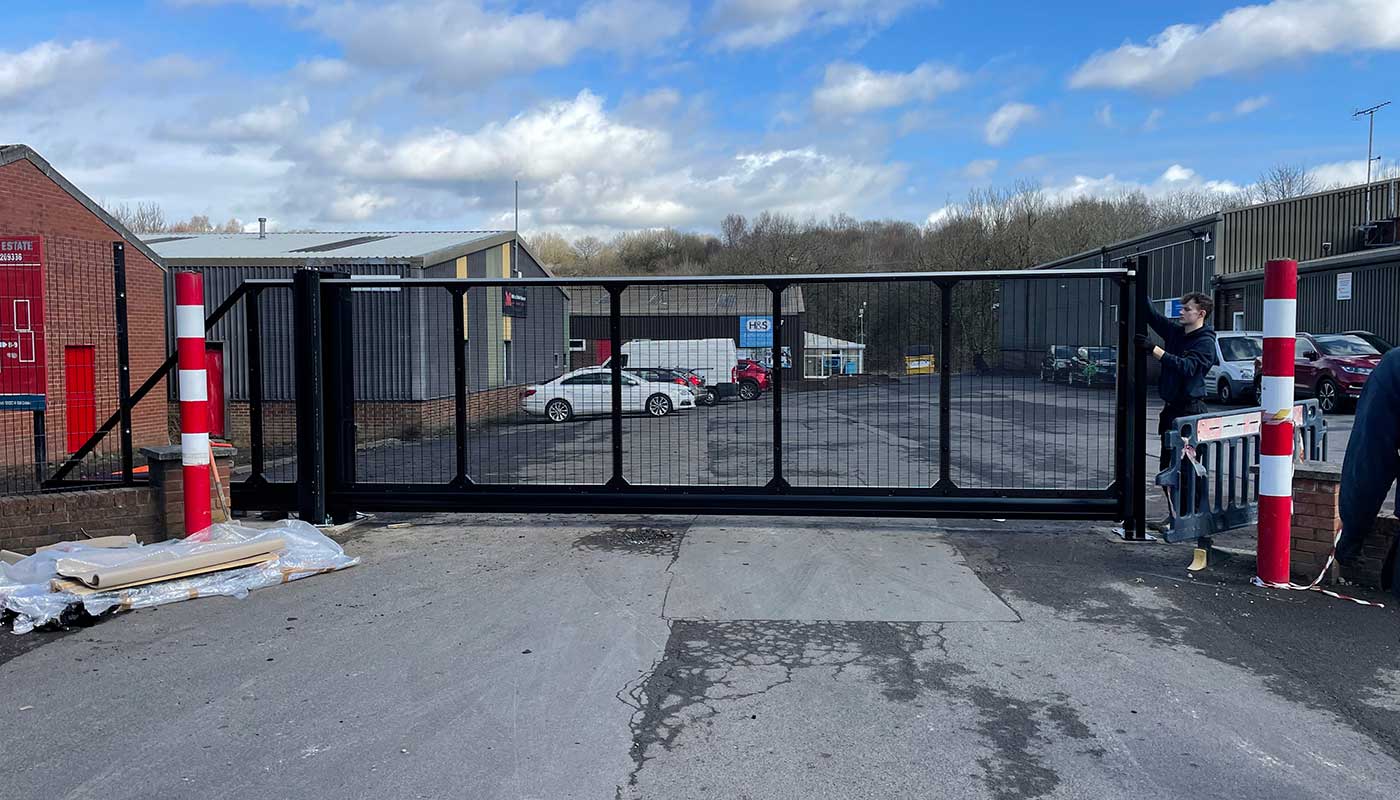 Cantilever Sliding Gates Lancashire